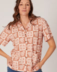 ELLIS AND DEWEY- Patterned Short Sleeved Shirt.