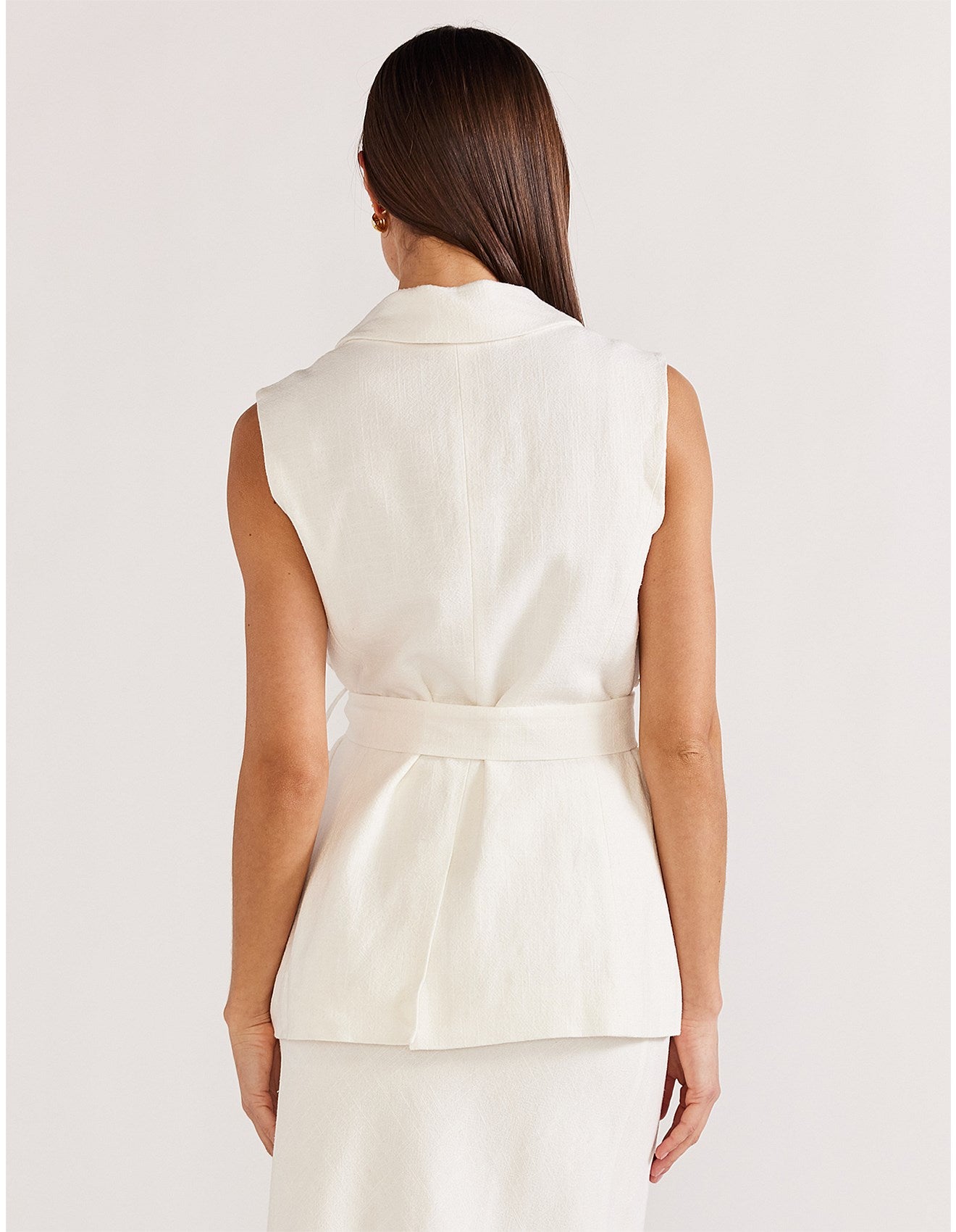STAPLE THE LABEL-  Women's Mira Sleeveless Blazer - White