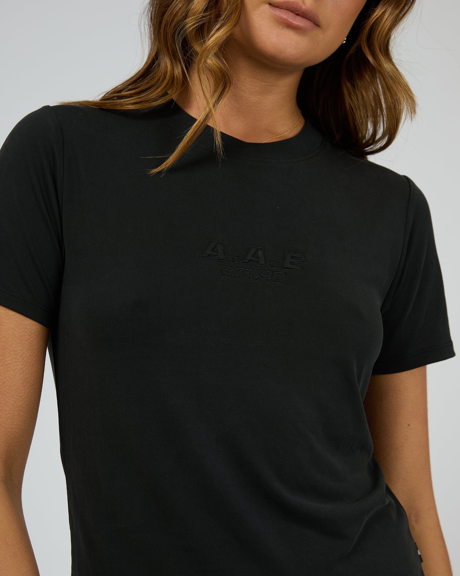 ALL ABOUT EVE - Luxe Active Tee.  Black
