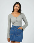 ALL ABOUT EVE- Darcie Knit Top.  Grey Marle