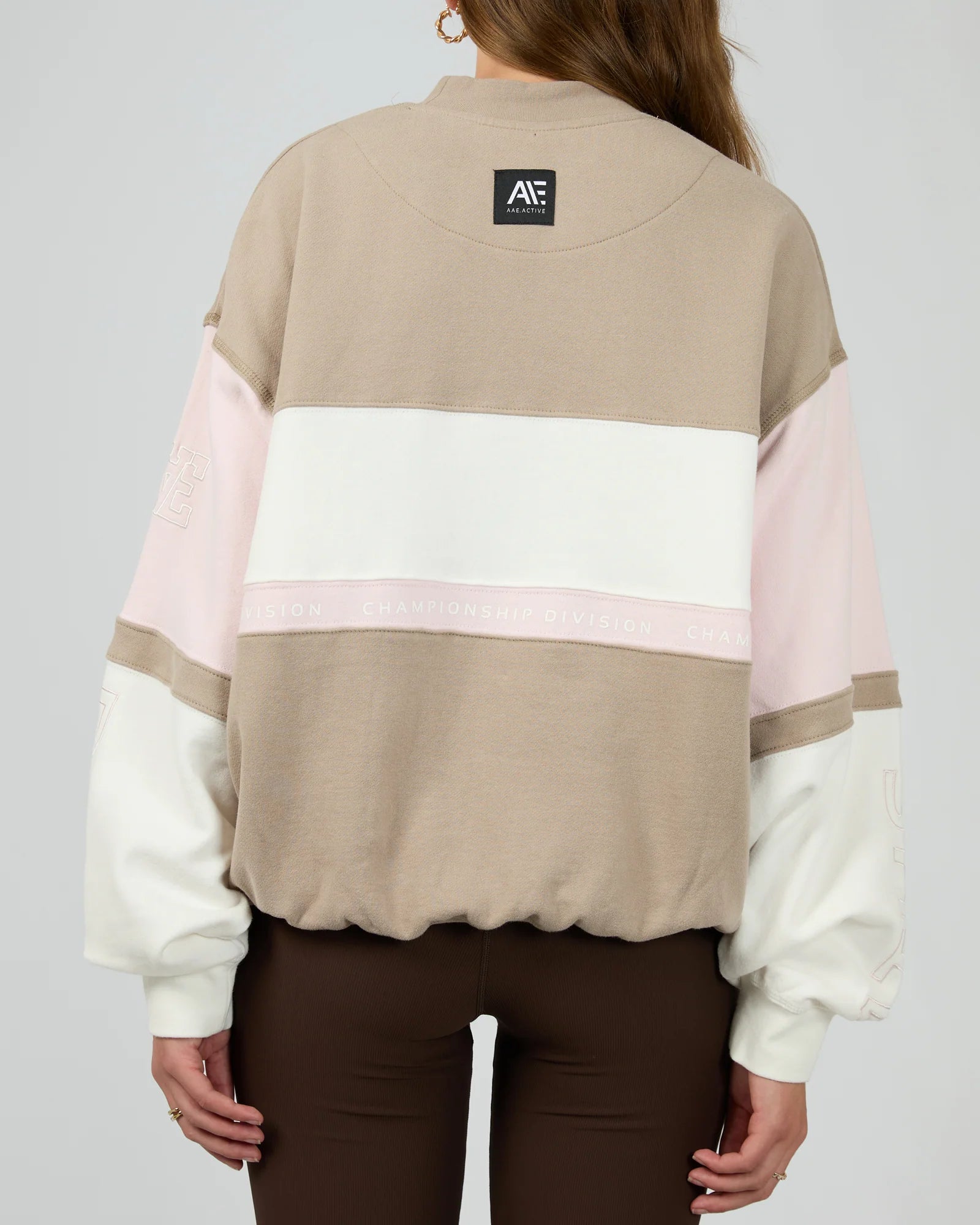 ALL ABOUT EVE- Performance Box Crew.  Stone