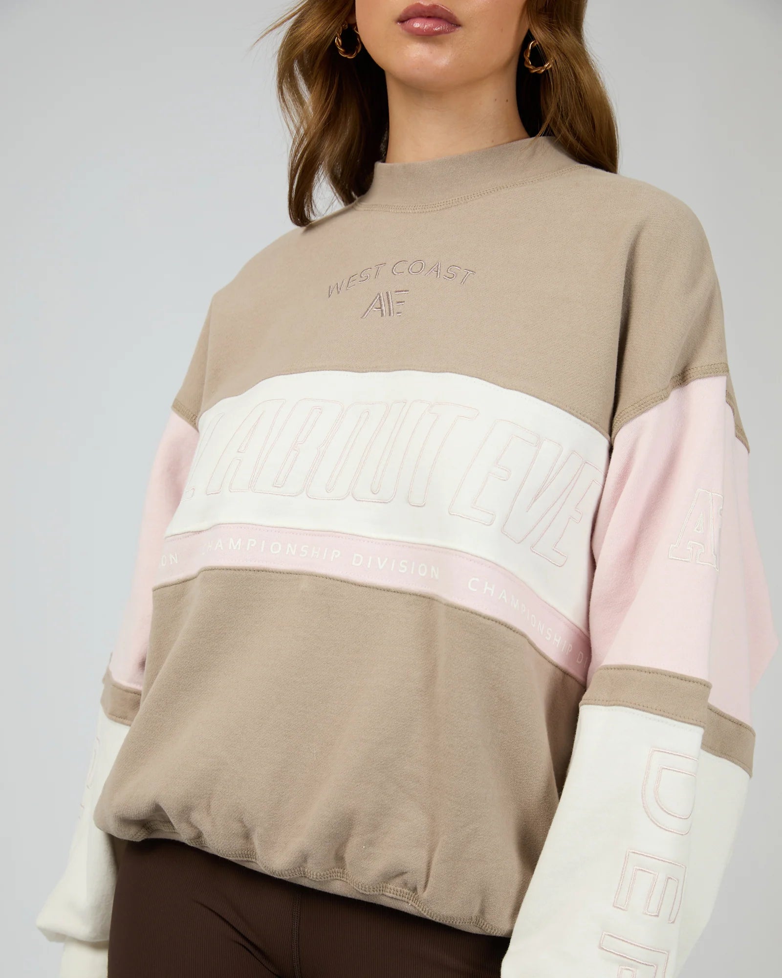 ALL ABOUT EVE- Performance Box Crew.  Stone