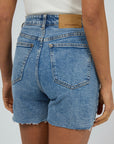ALL ABOUT EVE - Bobby Cut Off Short - Light Blue