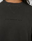 ALL ABOUT EVE - AAE Washed Box Crew - Washed Black