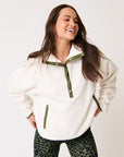 CARTEL AND WILLOW- Mattie Pullover. Cream/Khaki