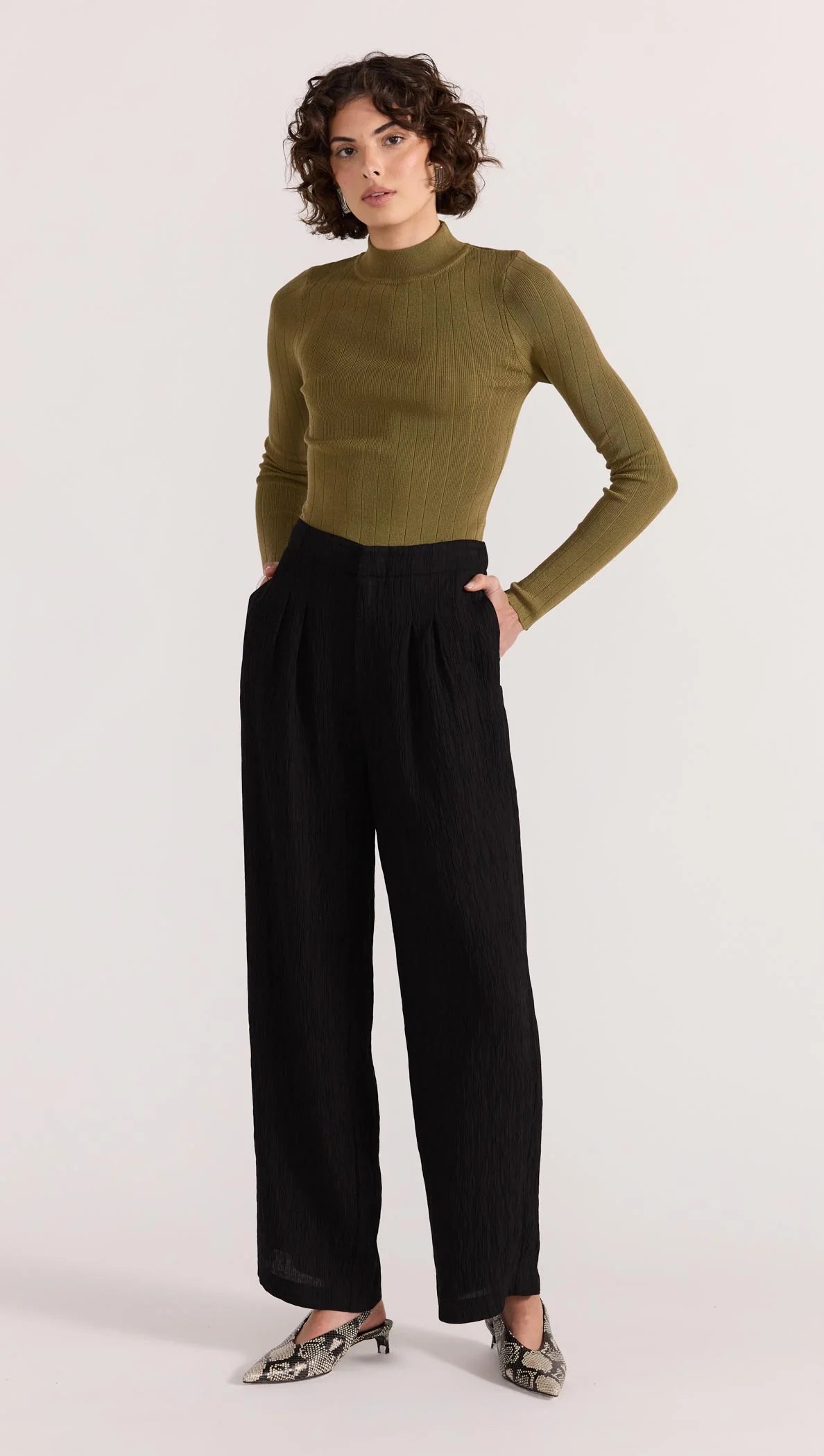 STAPLE THE LABEL- RENEE RIB KNIT TOP