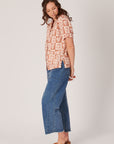 ELLIS AND DEWEY- Patterned Short Sleeved Shirt.