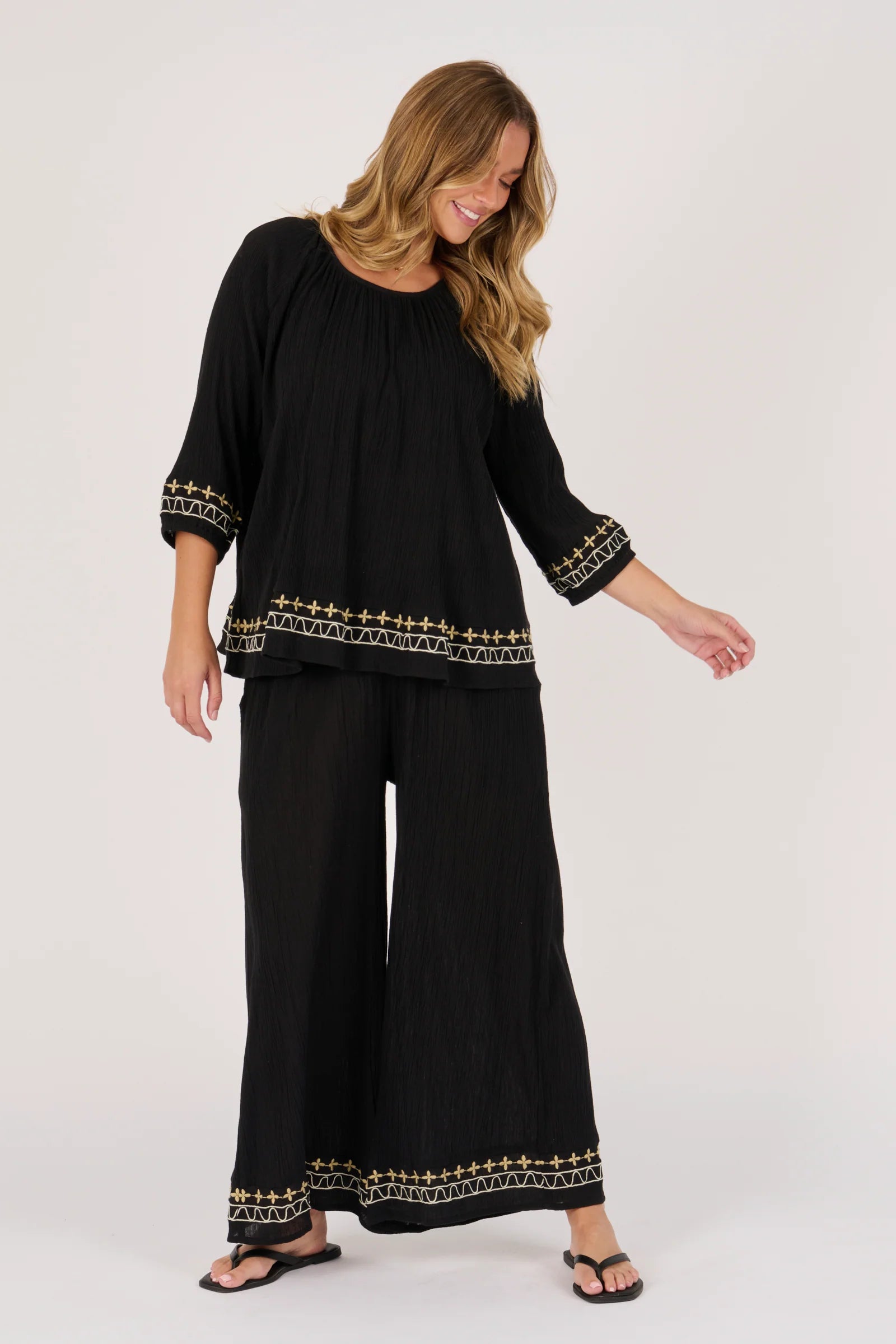 ELLIS AND DEWEY - Gathered Neck Blouse - Black