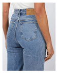 ALL ABOUT EVE-  Skye comfort jean Heritage Blue