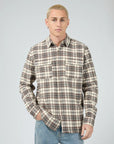 SILENT THEORY Slacker Shirt Chocolate