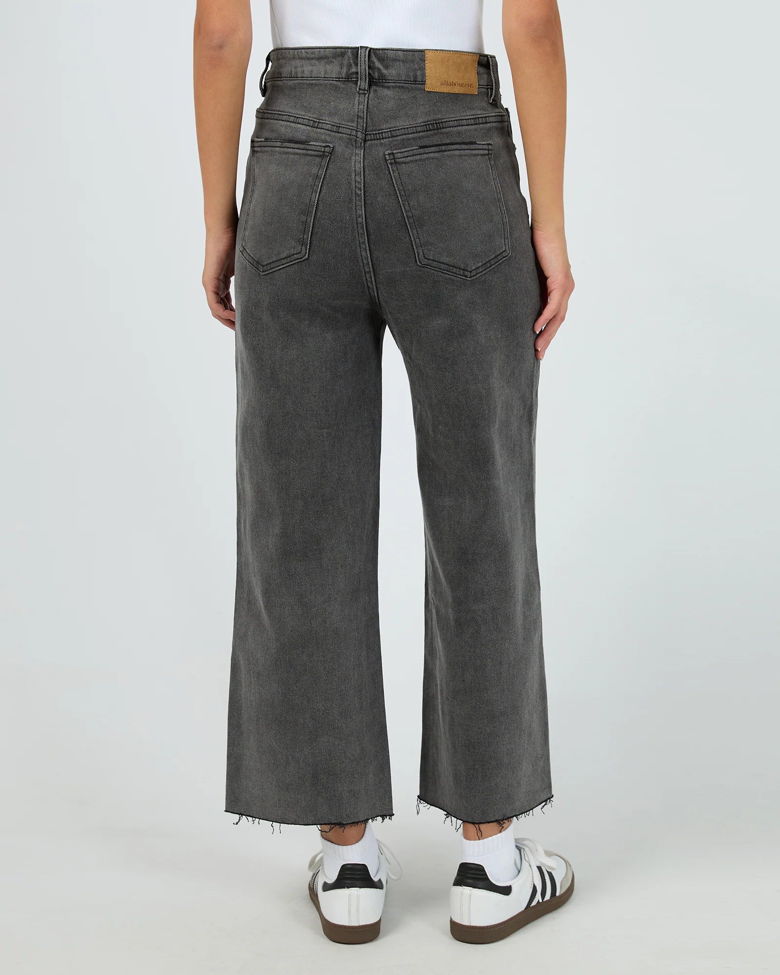ALL ABOUT EVE - Charlie High Rise Wide Leg Jean - Washed Black
