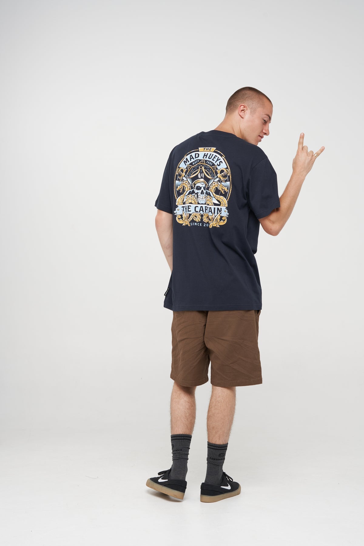 MAD HUEYS - Dragon Captain Tee - Navy