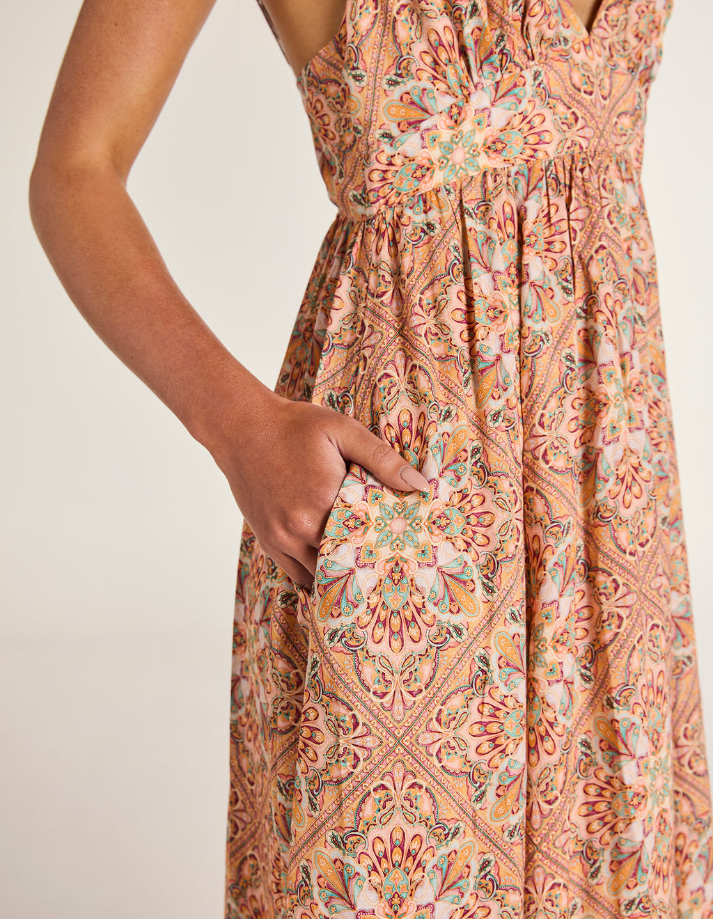 TIGERLILY - Orosei Cala Maxi Dress - Coral