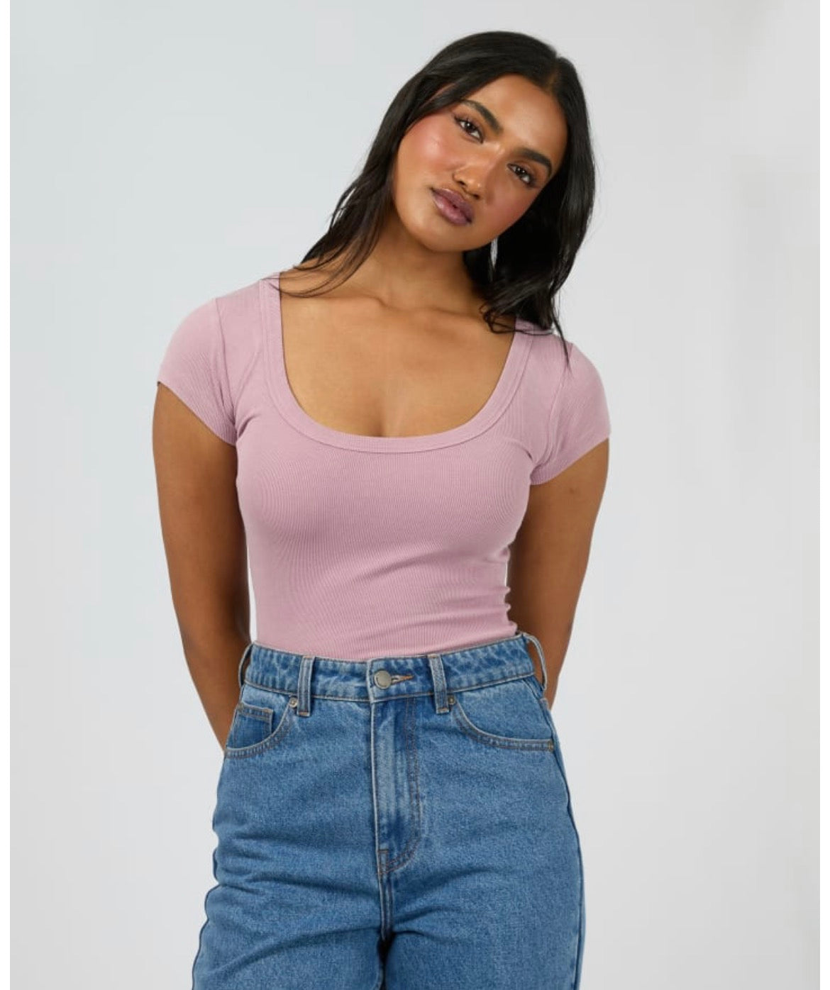 ALL ABOUT EVE - Wash Rib Scoop Neck Tee - Quartz Pink