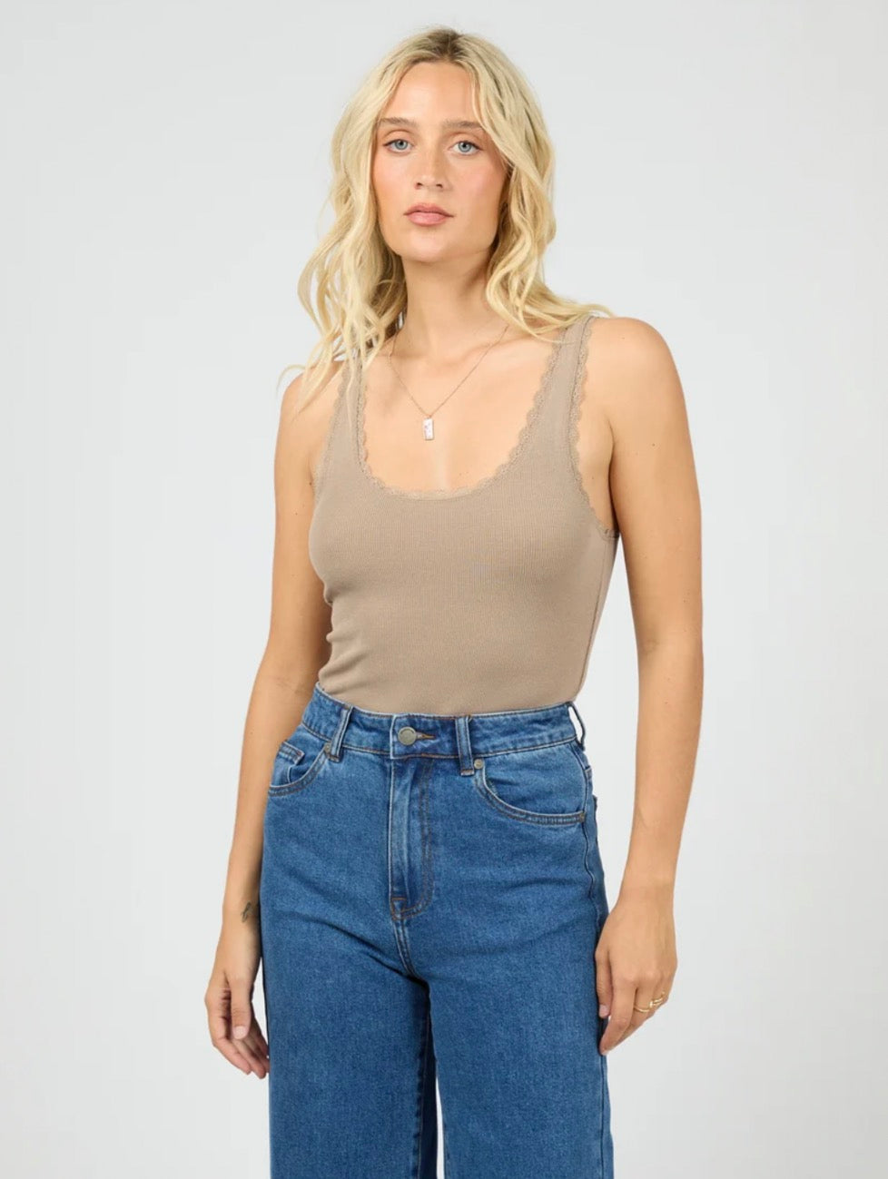ALL ABOUT EVE - Washed Rib Lace Tank - Stone