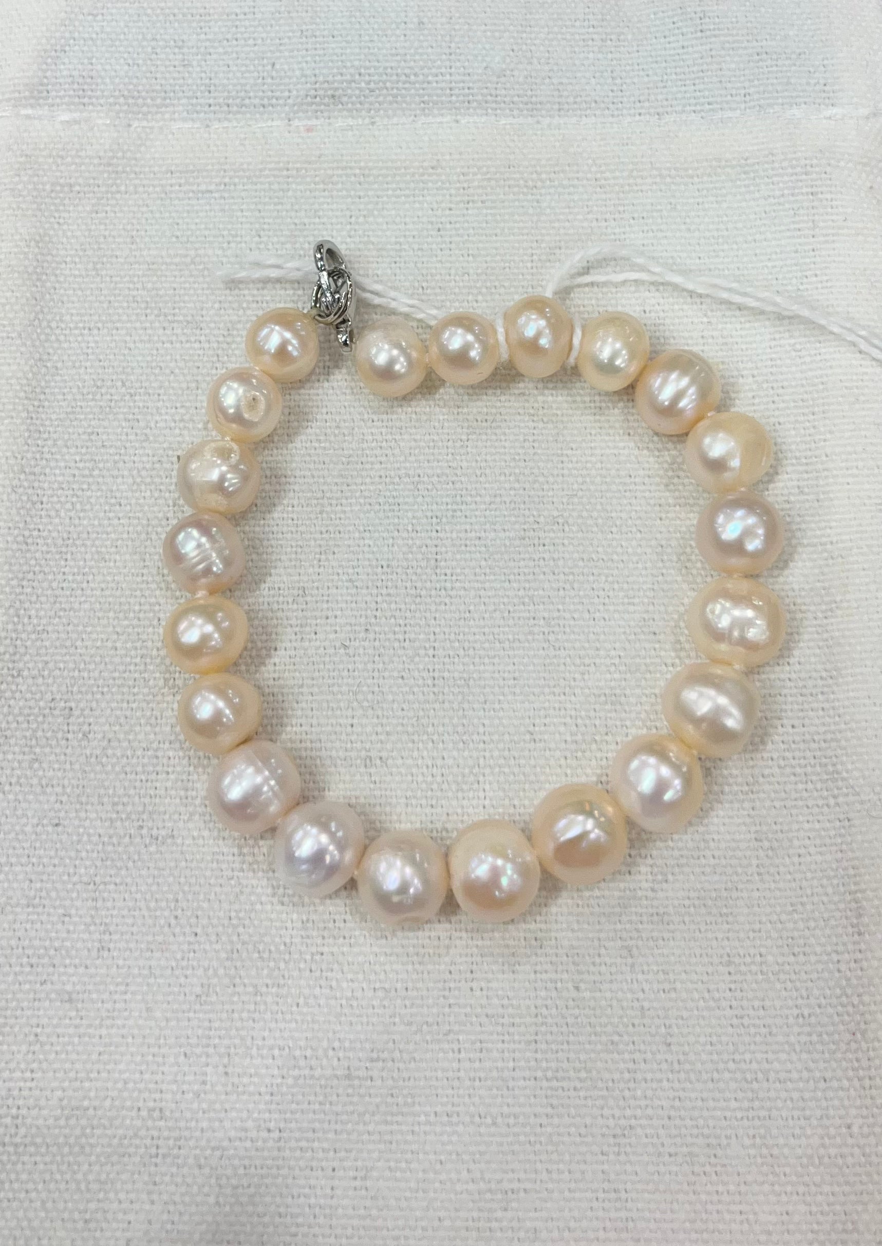 STELLA + GEMMA - Pearl Bracelet
