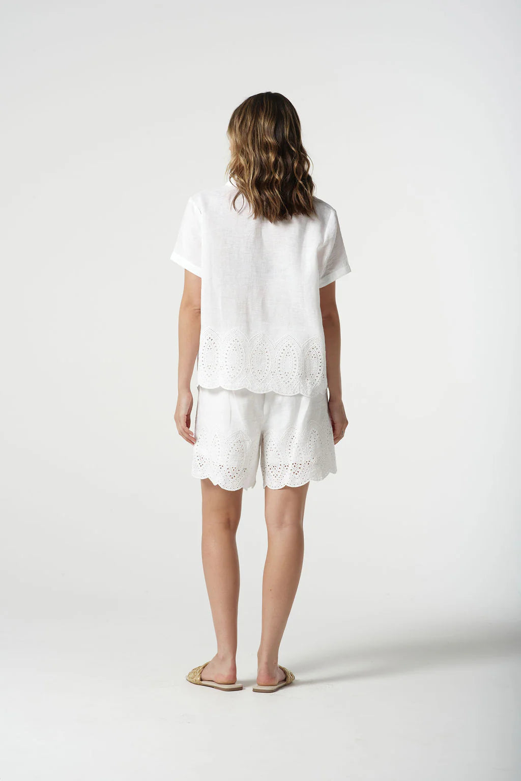 GOONDIWINDI - Oversized Embroidered Hemline Shirt - Optical White