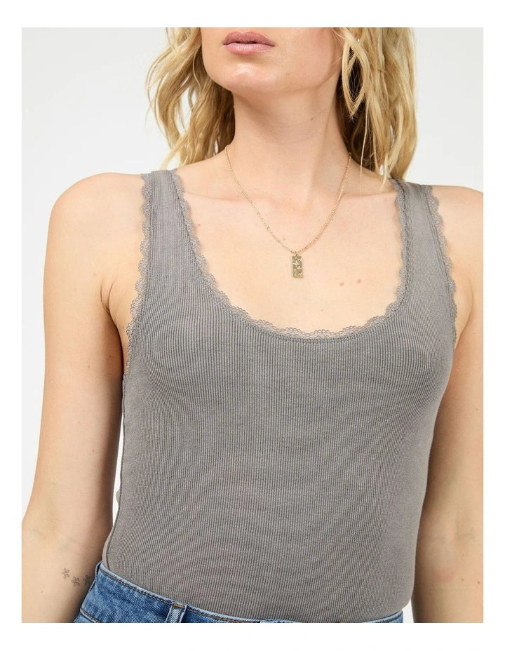ALL ABOUT EVE - Washed Rib Lace Tank - Charcoal