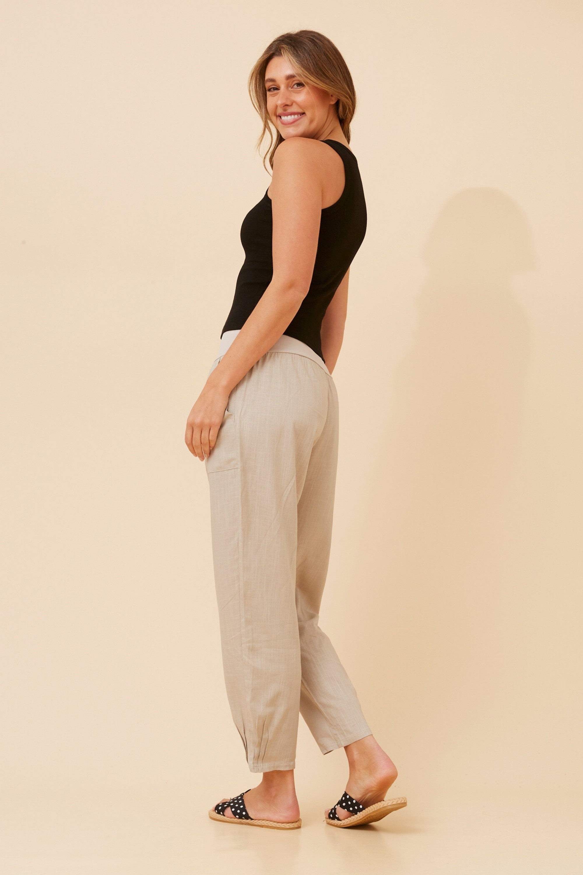 MAGLIA - Lux Lucy Tuck Pant - Natural