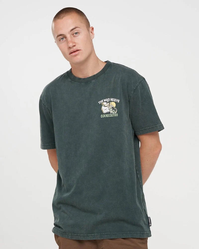 THE MAD HUEYS - Goon Cookedatoo SS Tee - Pine Green Washed