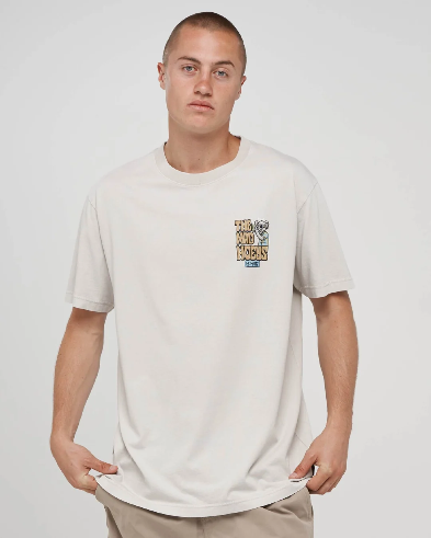 THE MAD HUEYS - Loving Every Ute Tee - Smoke Washed