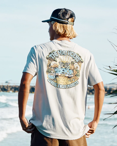 THE MAD HUEYS - Loving Every Ute Tee - Smoke Washed