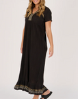 ELLIS & DEWEY - V Neck Maxi -Black