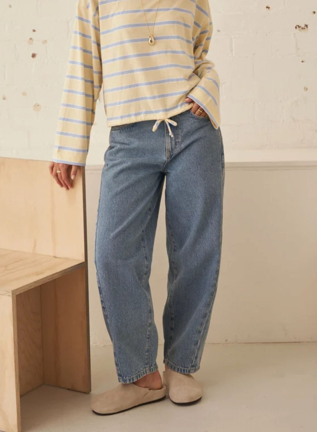 CERES Leah Tapered Barrel Jean - Vintage Blue