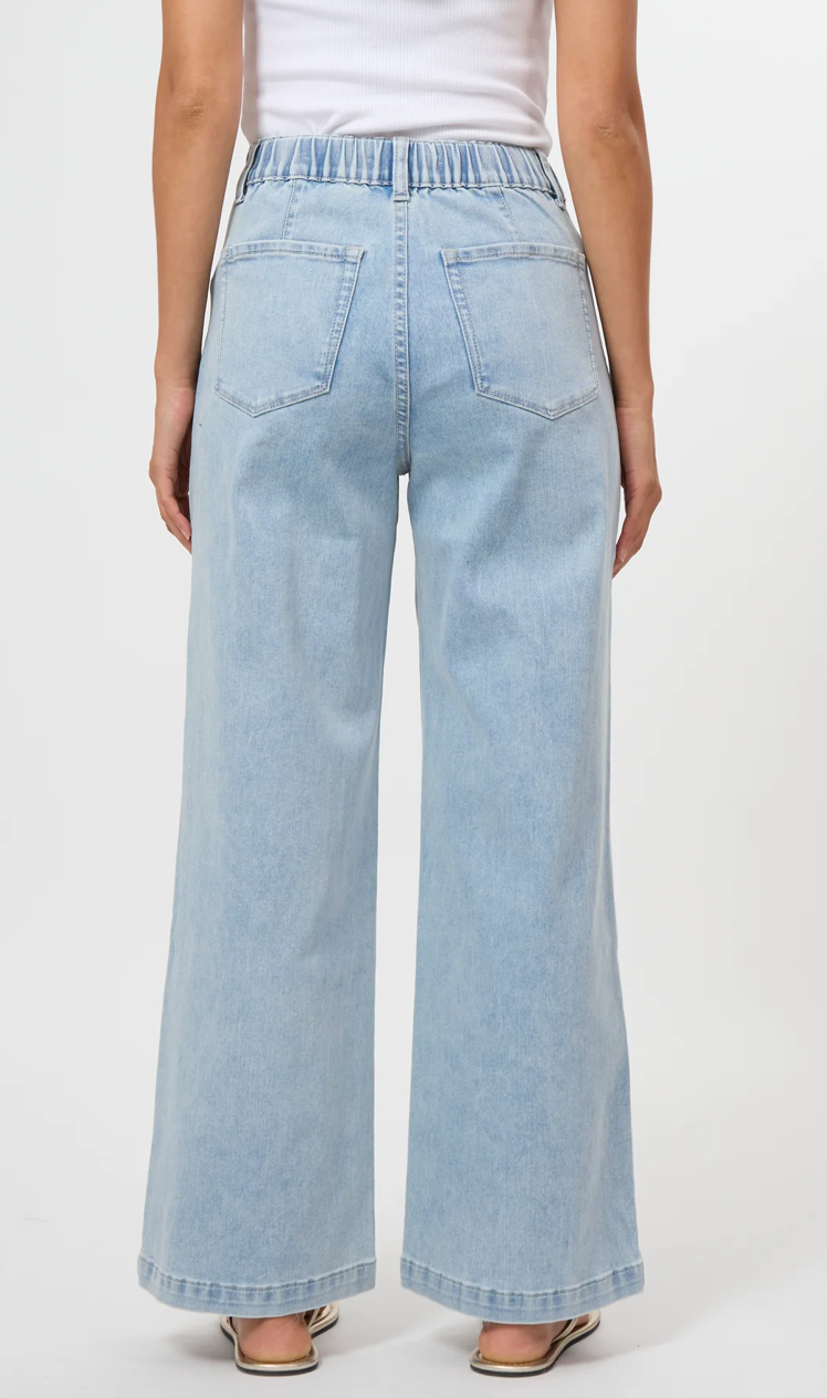 STELLA &amp; GEMMA Bailey Jean - Light Blue